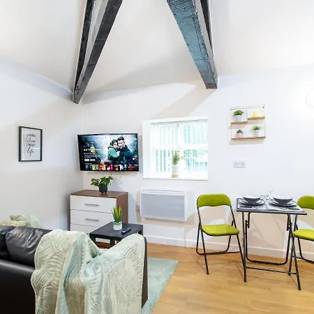 Appartement Spacious With Parking - 10 Mins To Centre