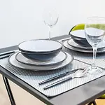 Spacious With Parking - 10 Mins To Centre Leeds (West Yorkshire)