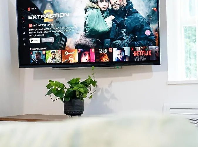 Spacious With Parking - 10 Mins To Centre Apartamento *