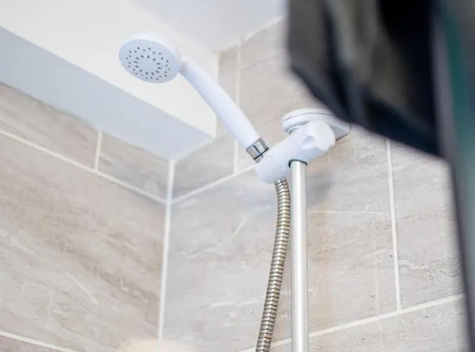 Spacious With Parking - 10 Mins To Centre Apartamento